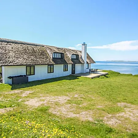 Awesome In Samso With House Sea View Holiday home *
